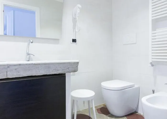 Relax Zanardelli, Piazza Navona *