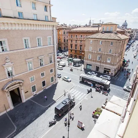 Relax Zanardelli, Piazza Navona * Rom